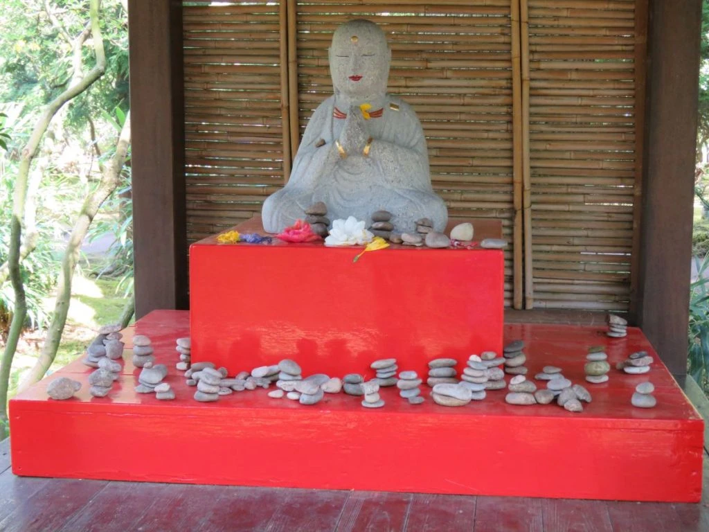 Estátua de Buda no Jardim Japonês de Haia